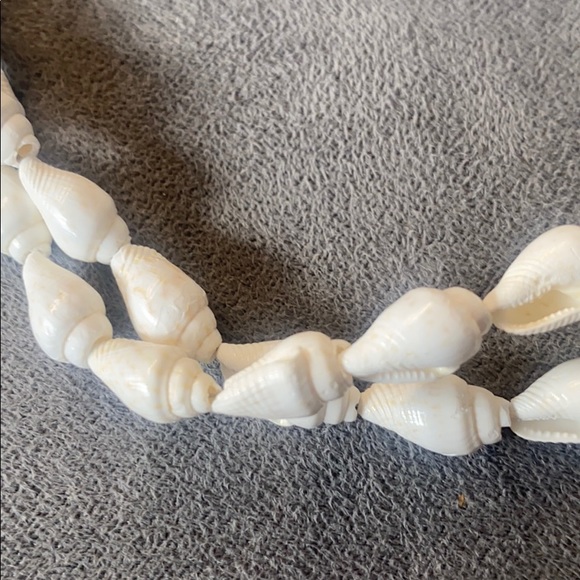 Tilly’s puppy 🐶 love choker. conch shells - Picture 3 of 6